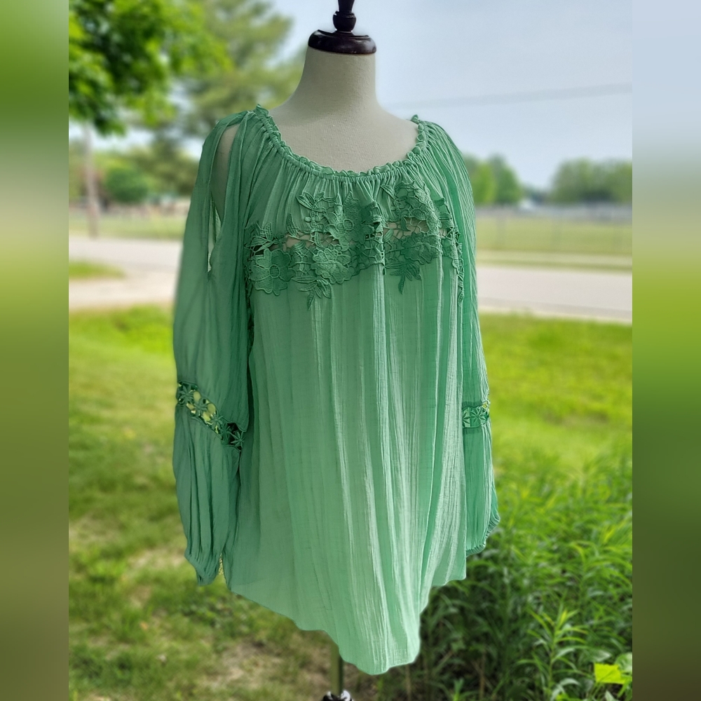 Ladies BoHo top